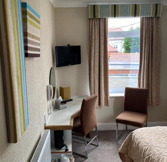 غرفة قياسية, Park Manor