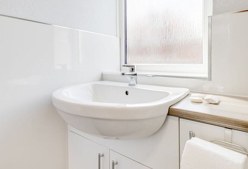 غرفة قياسية فردية, Park Manor