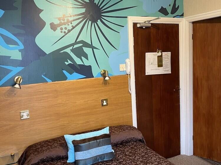 غرفة قياسية, Park Manor