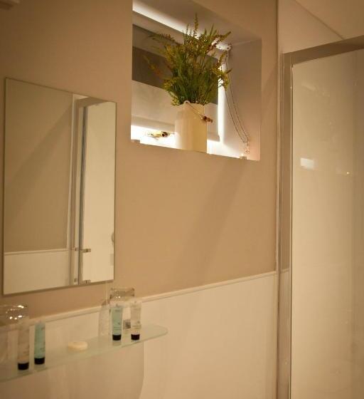 חדר סטנדרט, Rowton Poplars