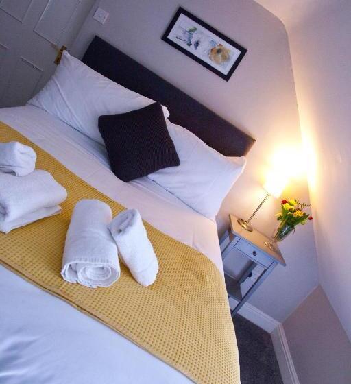 חדר בסיסי, Rowton Poplars