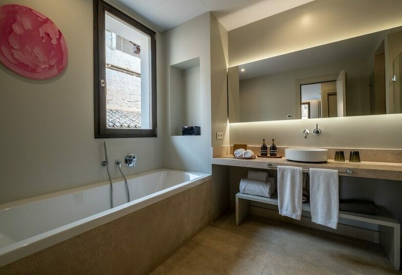 Полулюкс, Sant Jaume Design