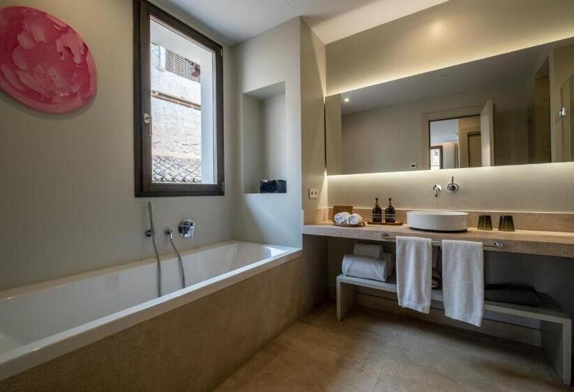 سوییت جونیور, Sant Jaume Design