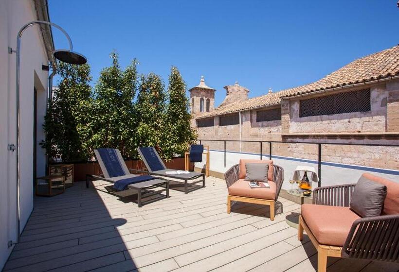 سوئیت جونیور با تراس, Sant Jaume Design