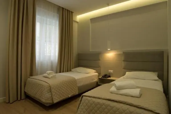 اتاق لوکس, Vila Kalcuni Sarande