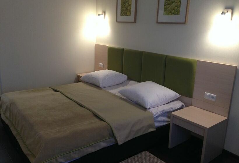 חדר סופריור, Yamskoy