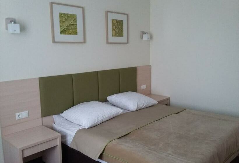 اتاق سوپریور, Yamskoy