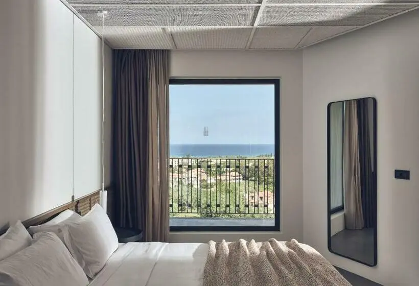 سوییت لوکس, Zante Maris Suites Adults Only