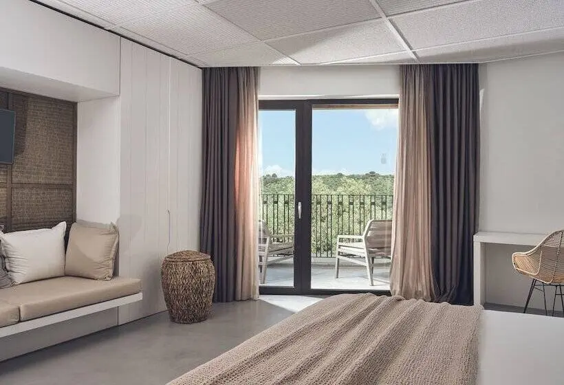 سوییت لوکس, Zante Maris Suites Adults Only