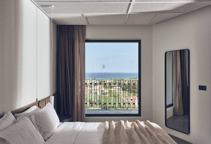 سوییت لوکس, Zante Maris Suites Adults Only