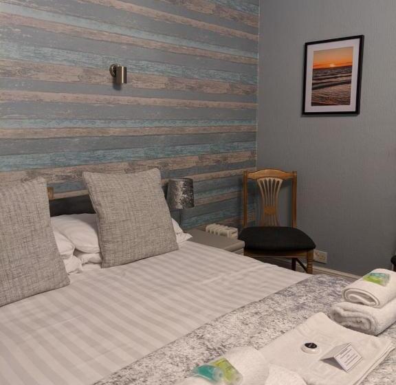 غرفة أساسية, The Wildings Hotel & Tudno S Restaurant