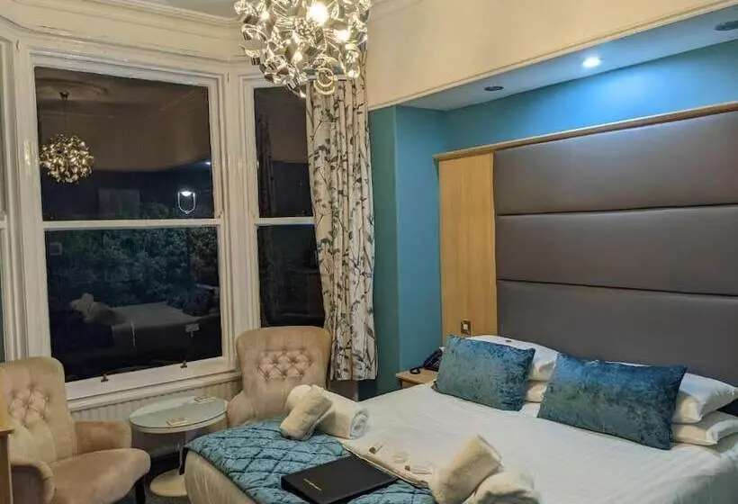 Superior Room Sea View, The Wildings Hotel & Tudno S Restaurant
