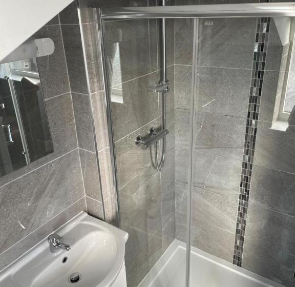 غرفة أساسية, The Wildings Hotel & Tudno S Restaurant