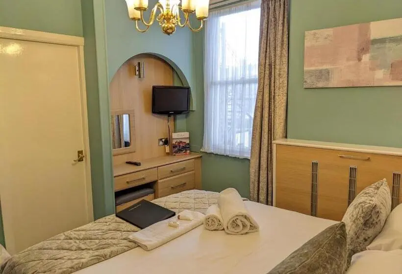 Basic Room, The Wildings Hotel & Tudno S Restaurant