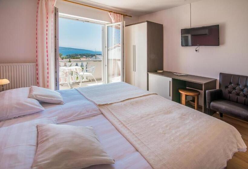 스탠다드 발코니 룸, Villa Ana