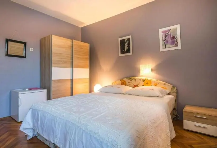 اتاق استاندارد, Alaburic Rooms & Apartment