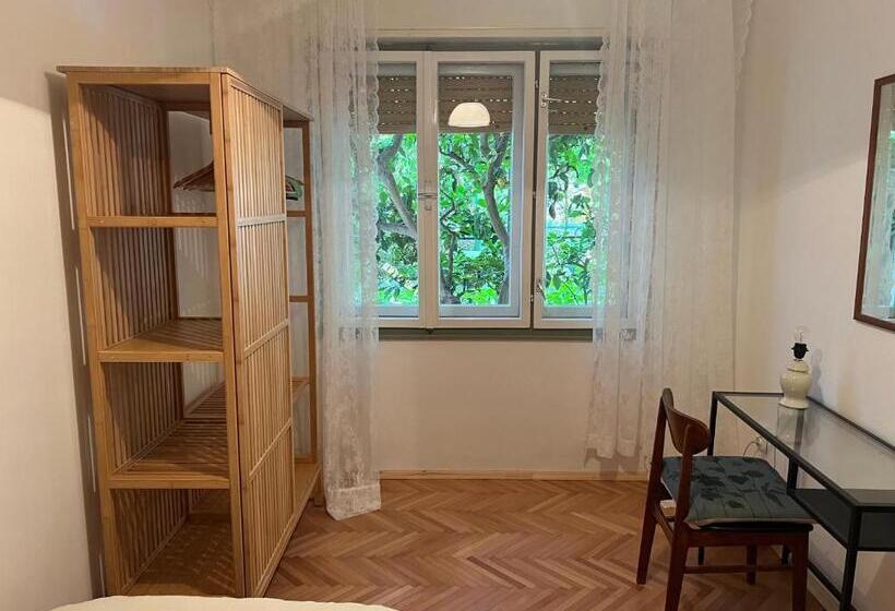 Апартаменты 1 Спальня Вид на Море, Alaburic Rooms & Apartment