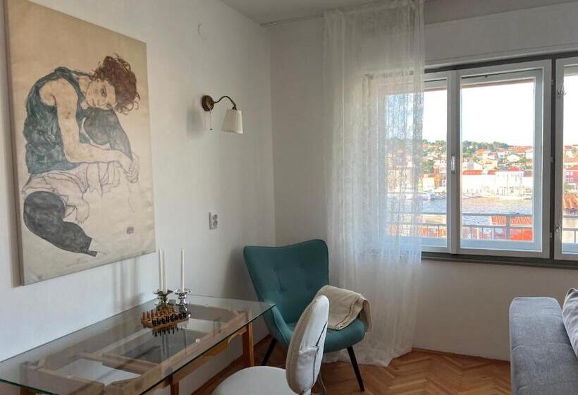 آپارتمان 1 خوابه با چشم‌انداز دریا, Alaburic Rooms & Apartment