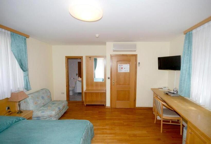 Standard Szoba, Villa Ana Split