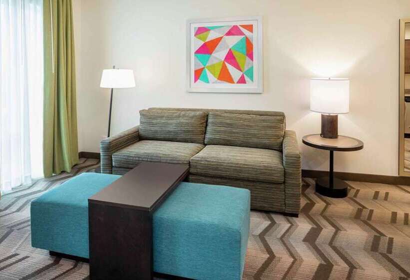 Люкс с Балконом, Embassy Suites By Hilton Boulder