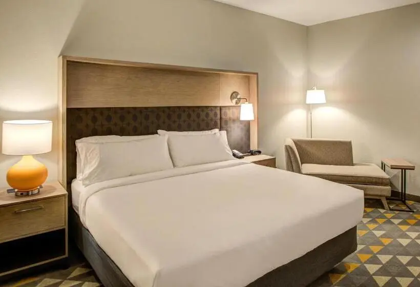 Standard-huone King-vuode, Holiday Inn Hotel & Suites Houston West Katy Mills, An Ihg