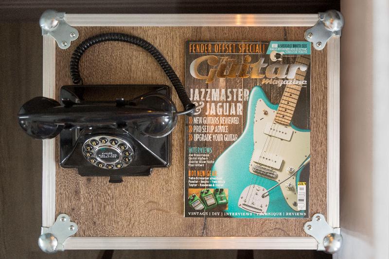 Номер Стандарт, Indigo   Cardiff, An Ihg