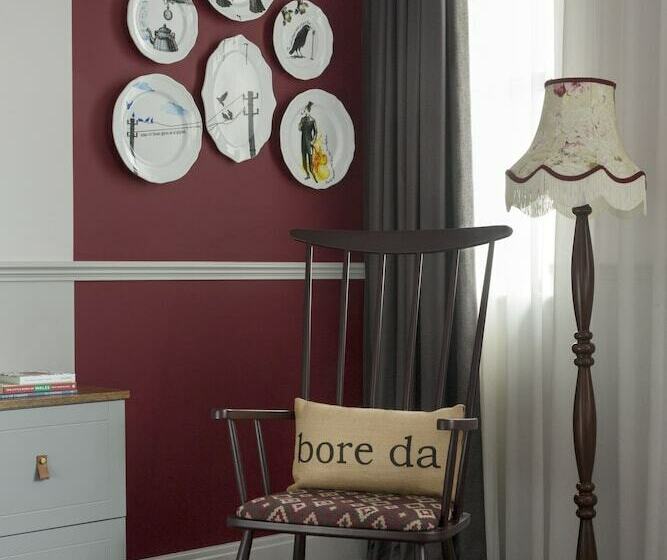 Номер Стандарт, Indigo   Cardiff, An Ihg