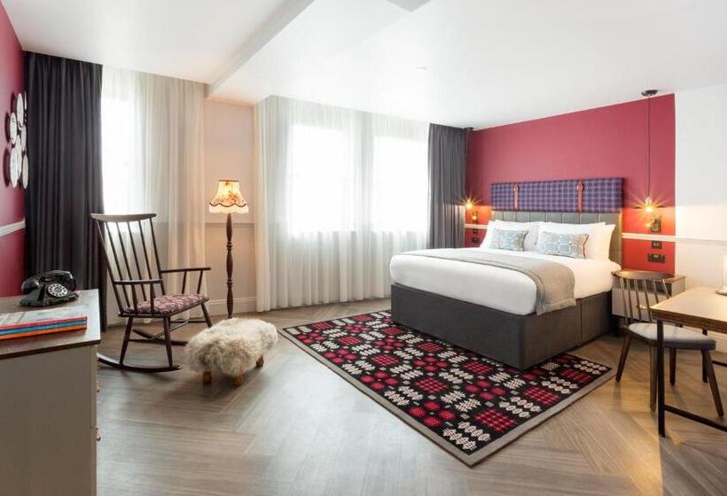 Номер Стандарт, Indigo   Cardiff, An Ihg