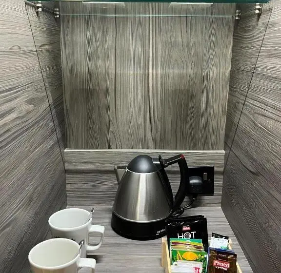 اتاق استاندارد برای معلولان, Indigo   Cardiff, An Ihg