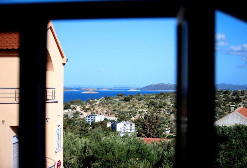 Deluxe Suite Sea View, Murter