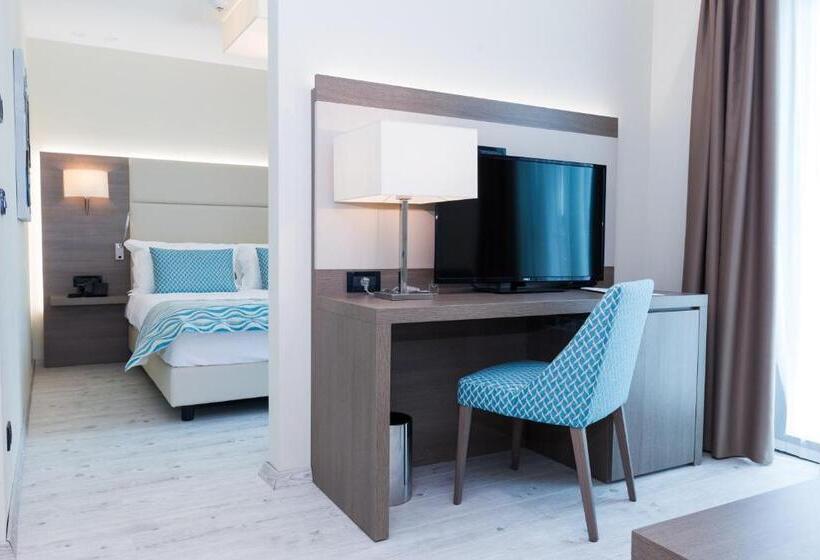 جناح مطلّ علي حمام السباحة, Petrčane