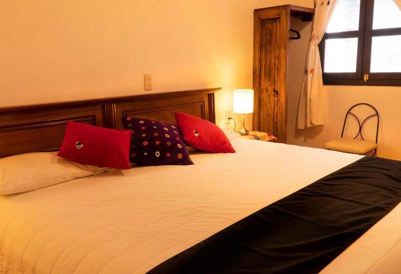 스탠다드 룸 킹사이즈 침대, Tepeyac