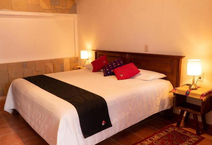 스탠다드 룸 킹사이즈 침대, Tepeyac