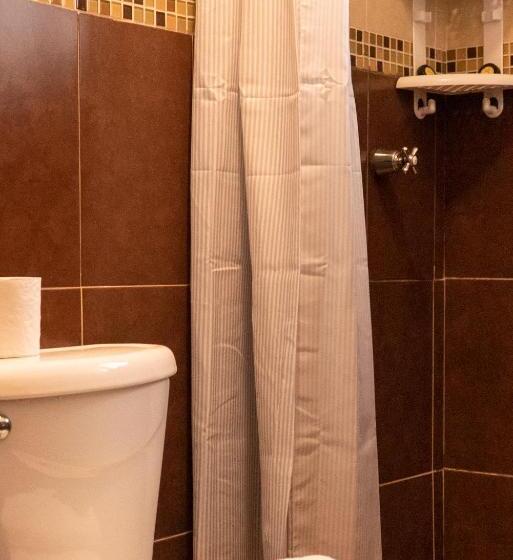 스탠다드 룸 킹사이즈 침대, Tepeyac