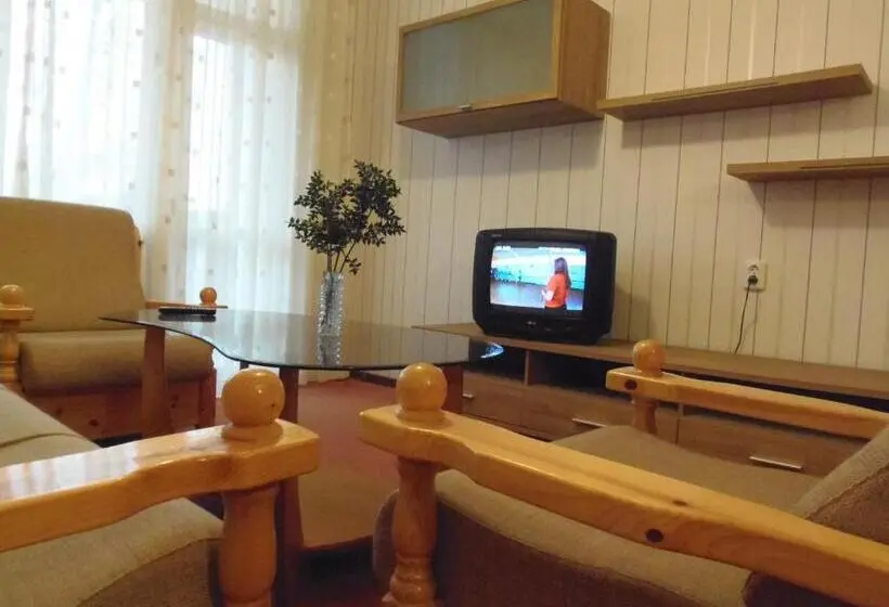 Standard Kolmen Hengen Huone Parveke, Atliman Beach Park Hotel