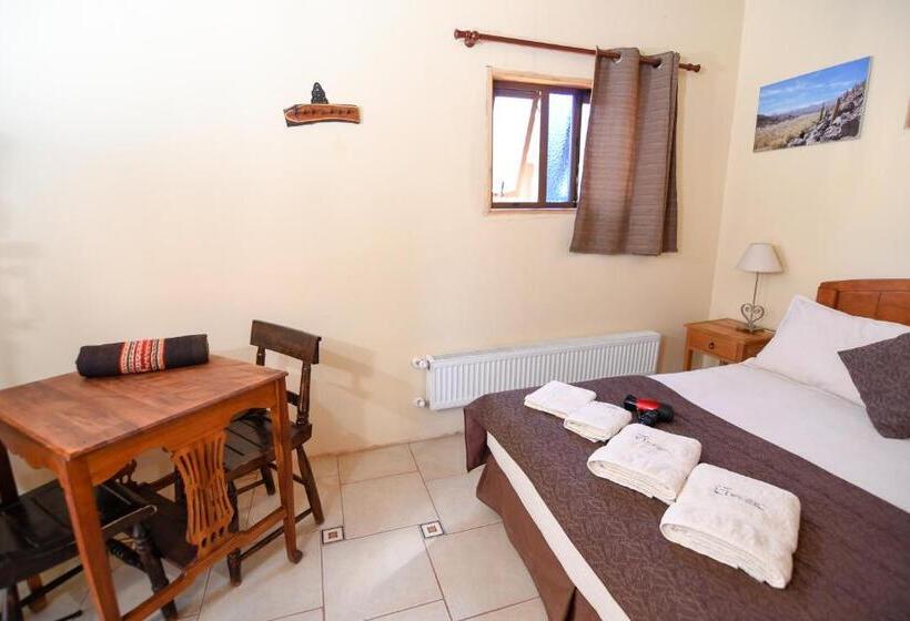 Comfort room with terrace, Hostal Y Cabañas Renta House San Pedro