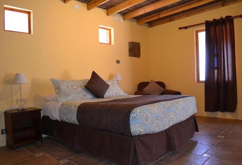 بانگلوی استاندارد, Hostal Y Cabañas Renta House San Pedro