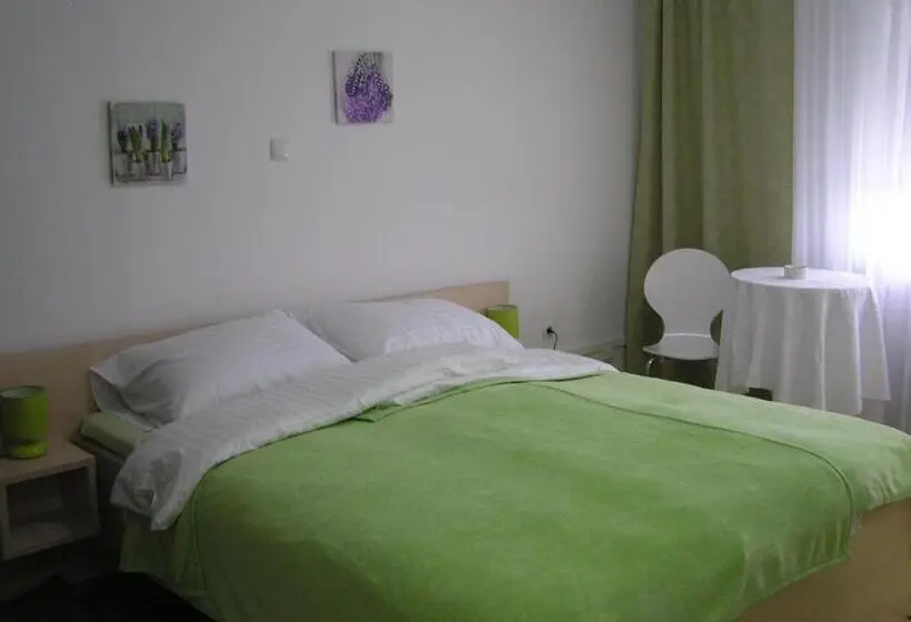 スタンダードルーム, Rooms Stella
