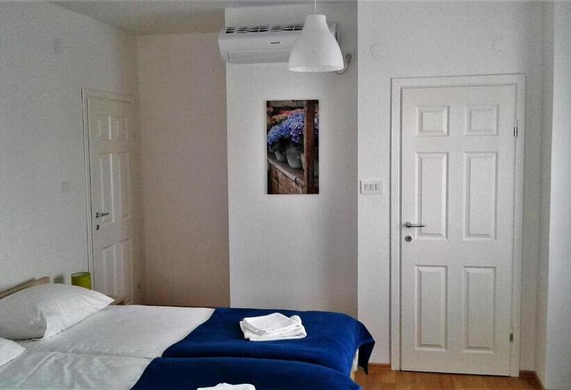 豪华房间, Rooms Stella