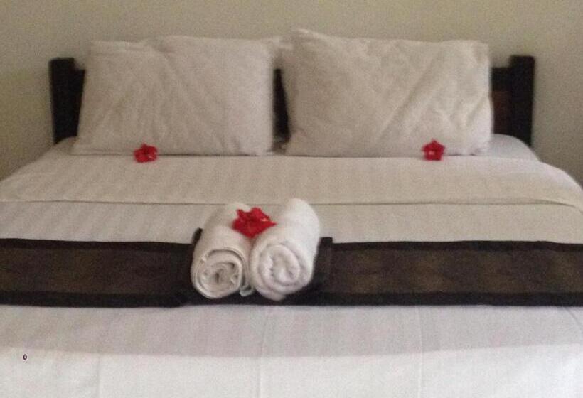 חדר דלוקס, Suastika Guest House Ubud