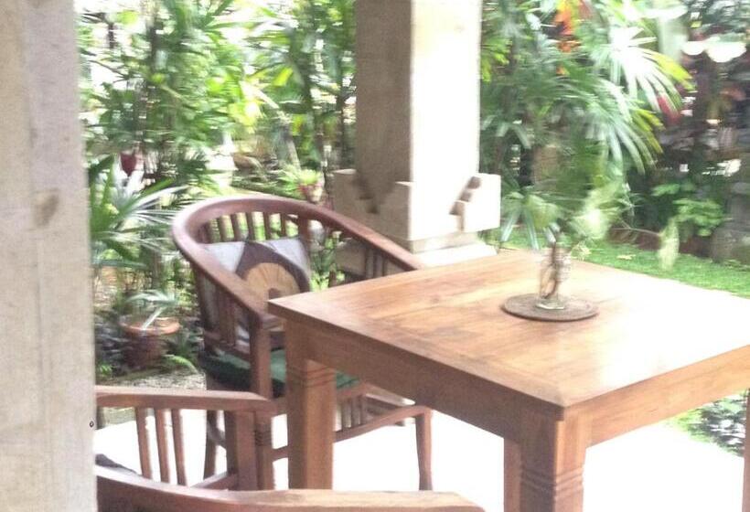 Номер Deluxe, Suastika Guest House Ubud