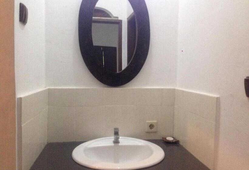 חדר דלוקס, Suastika Guest House Ubud