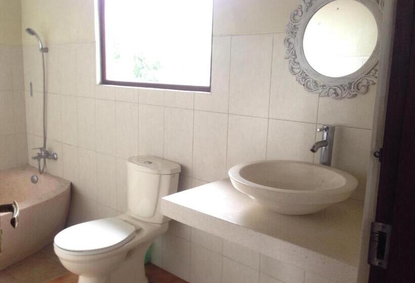 חדר דלוקס, Suastika Guest House Ubud