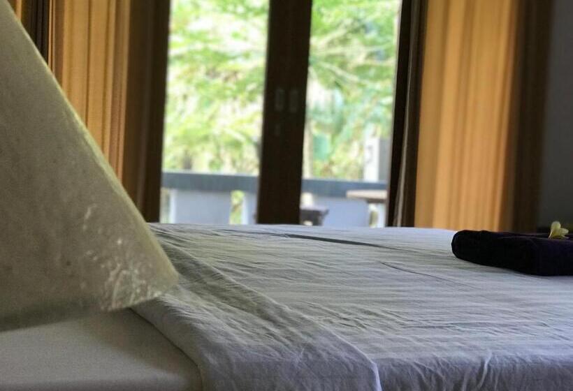 Номер Deluxe, Suastika Guest House Ubud