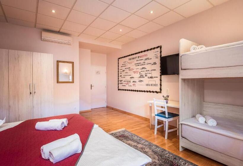 4인용 수피리어 룸, Boutique Hostel Livia