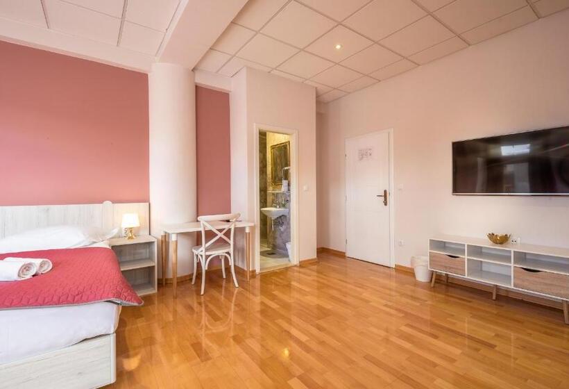 4인용 수피리어 룸, Boutique Hostel Livia