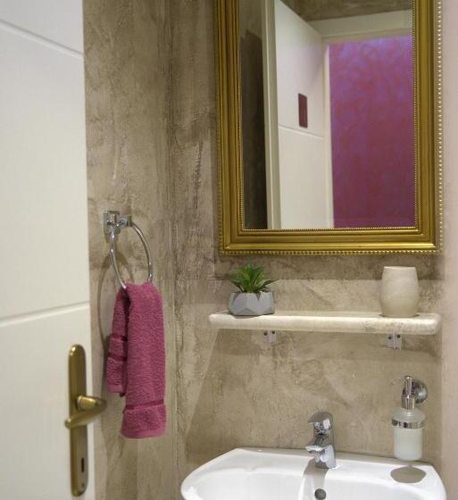 Семейный Номер, Boutique Hostel Livia
