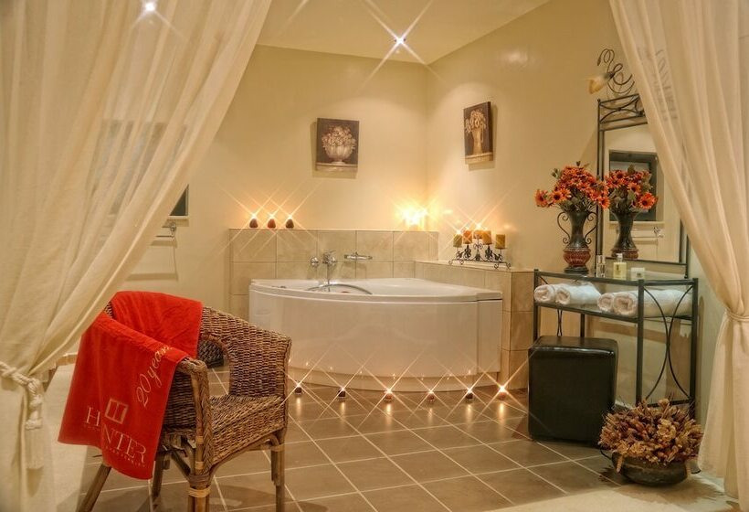 إستوديو ديلوكس, Estate Kares