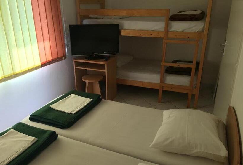 Четырехместный Номер Стандарт, Hostel Amfora