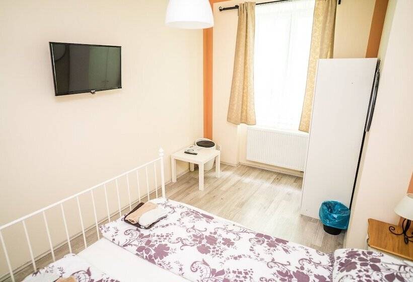 Quarto Estandar, Hostel Kings N  Queens